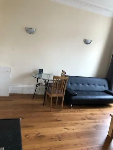 Paddington Hyde Park Apartment